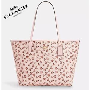 🌸 Coach City Tote Bag With Rose Print